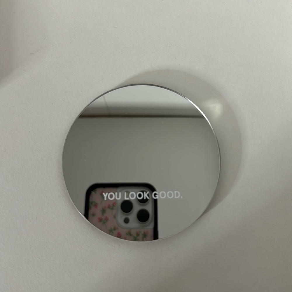 Glossier You Look Good Hand Mirror